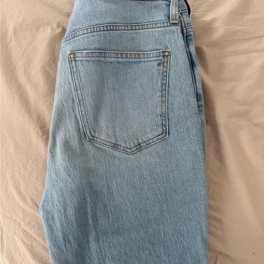 Madewell Perfect Vintage Curve Jeans - Picture 2 of 3